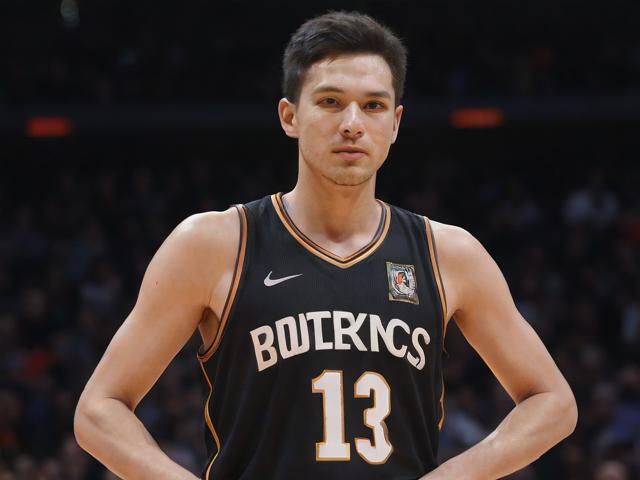 开云体育_ NBA季后赛的最佳攻防策略分析，nba季后赛形势分析