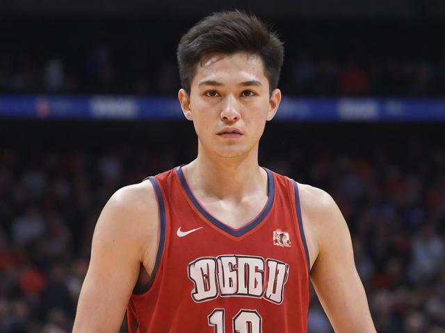 开云体育_ NBA新赛季的球员表现：谁能成为MVP？，nba新赛季开打