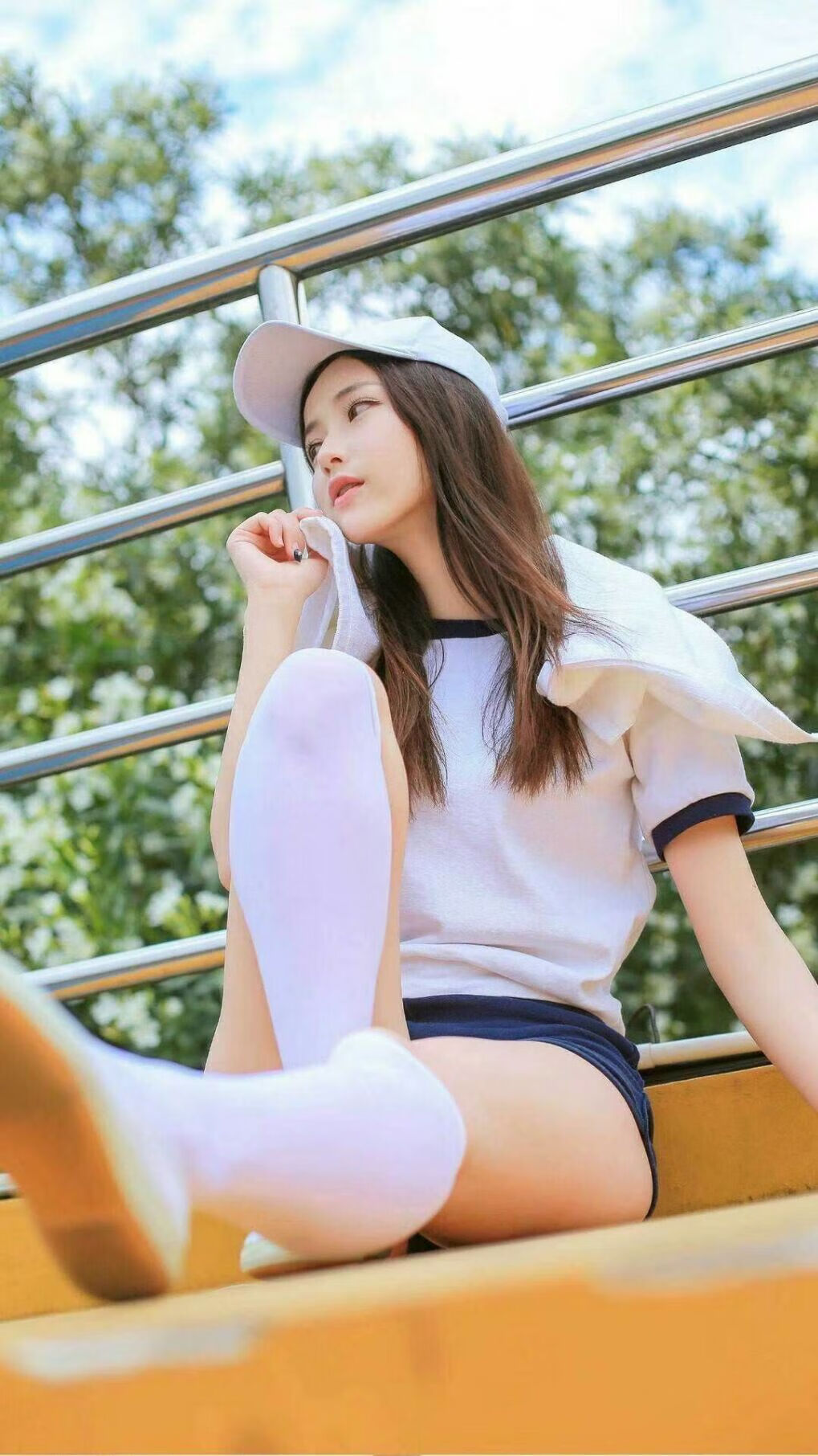知名企业持续赞助女足赛事激励女性参与足球，女足公司